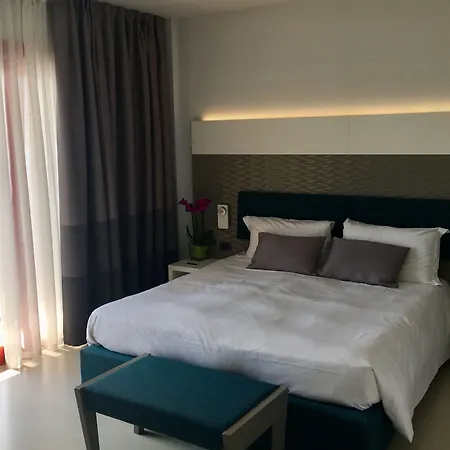 L'approdo 4*