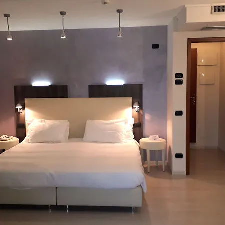 L'approdo 4*