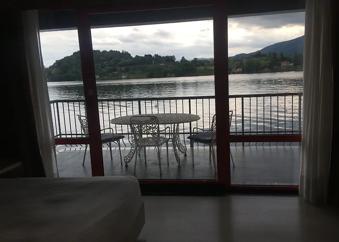 L'approdo Pettenasco